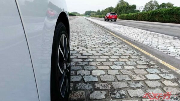 ヨーロッパの石畳路の道、ベルジャン路