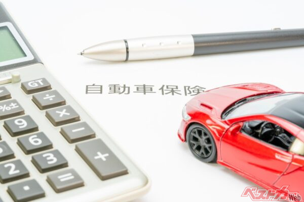 長期保険は「安定と安心」を、単年契約は「柔軟性と最新性」を重視する人に向いている（camera papa@Adobestock）