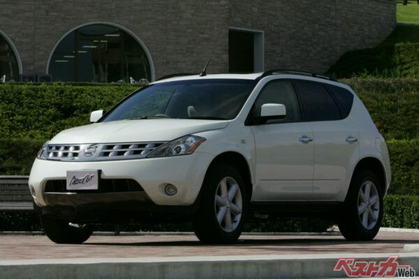 2002年登場の初代ムラーノ。日本に導入されたのは2004年から