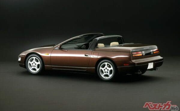 フェアレディZが本来備えている高次元の基本性能に、オープンエアならではの爽快感を融合させることで、新たな価値を提示している