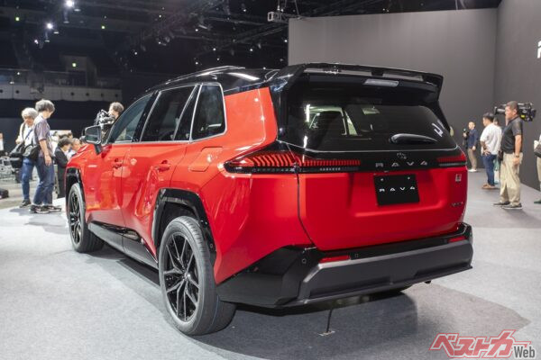 GR　SPORTのリアスタイル