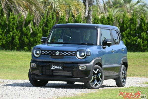 ライトやグリル周りがかなりシュッとしたイメージに