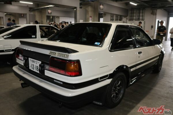 クーペスタイルもお気に入りのひとつ。GTのスポーツパッケージ装着車なので、見た目は、ほぼGTアペックスだ