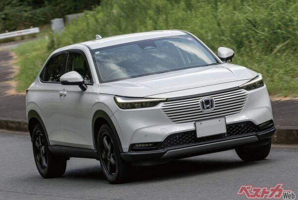 コーナリングでの応答性がよく、トレッドには衝撃を緩和するコンパウンドを採用し、普段使いからロングドライブまで乗り心地がいい