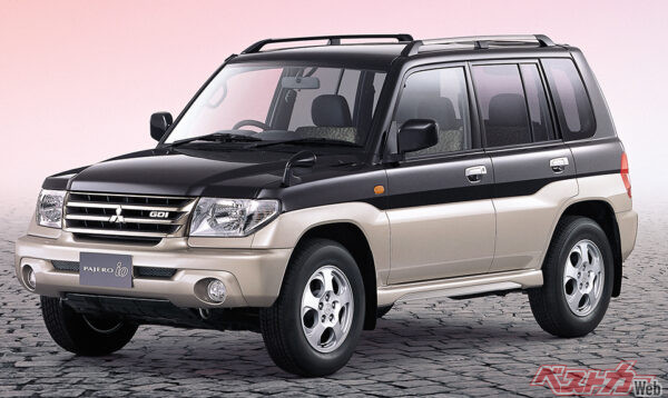 三菱 パジェロイオ。2002年登場。2005年のマイナーチェンジでV6は3.4Lから4Lに排気量アップした