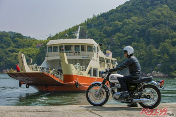 カワサキ「W800」新色登場！　伝統を受け継ぐネオクラシックが進化