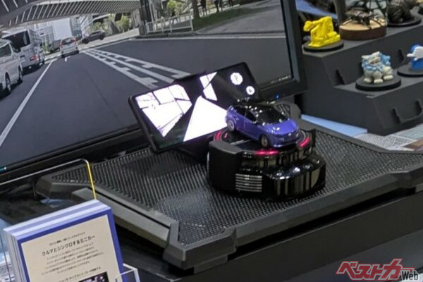 まるでクルマの「現実アバター」！　実車と連動する日産のミニカーが想像以上に楽しそう!!　