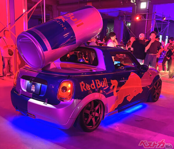 MINIがどのようなファンタスティックな走りをするのか？　来年の3月が待ち遠しい!!