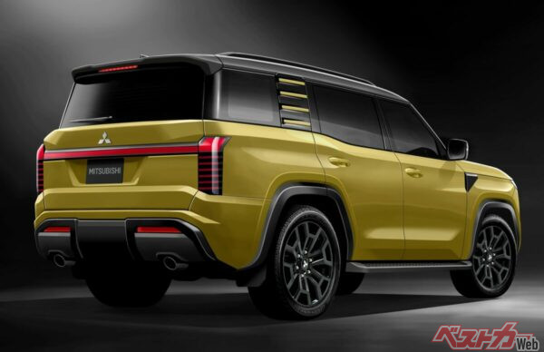 ボクシーなフォルムなど、パジェロスポーツというよりパジェロのイマージに近いデザインだ