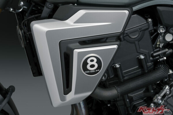 エイトボールのエンブレムが装着されている