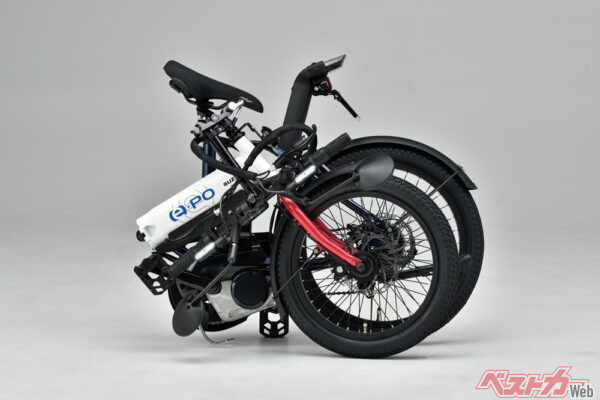 約25kgと軽量なので折り畳んで車載も可能