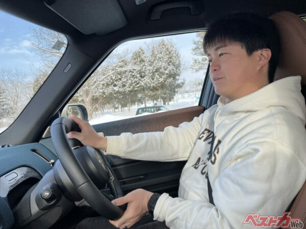 素直なレスポンスに驚きを隠せない新井大輝選手