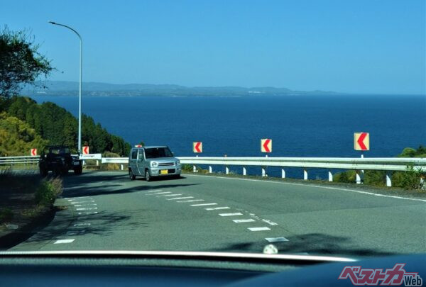 やっちゃダメ！　一目で運転下手とバレちゃうよ!!　恥ずかし行為4選