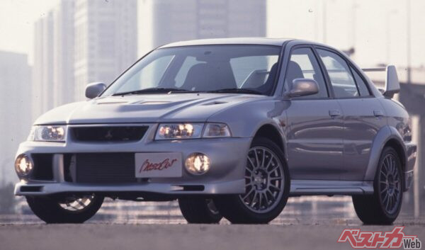 ランサーエボリューションVIのフォグランプ点灯時