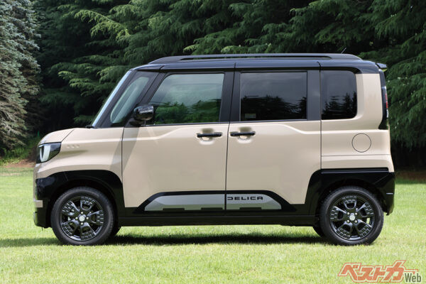 新型三菱 デリカミニ（サイド）