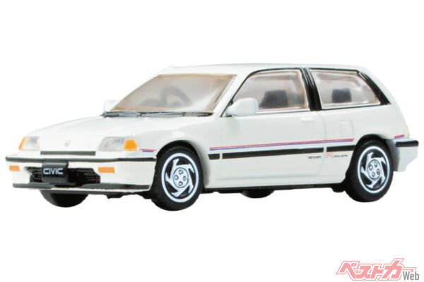 1985年の参戦デビュー時の15号車「無限シビックSi」には、のちにF1ドライバーになる中嶋悟やFFの魔術師中子修が乗車