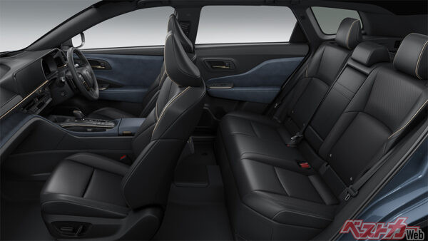 トヨタ クラウンエステート RS（プラグインハイブリッド車・内装色：グレイッシュブルー・2025年3月 発売開始時の公式画像より）