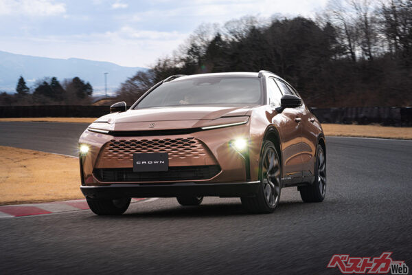 新型クラウン（エステート）〈HEVプロトタイプ〉（2025年3月 発売開始時の公式画像より）