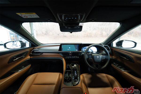 新型クラウン（エステート）〈HEVプロトタイプ〉（2025年3月 発売開始時の公式画像より）