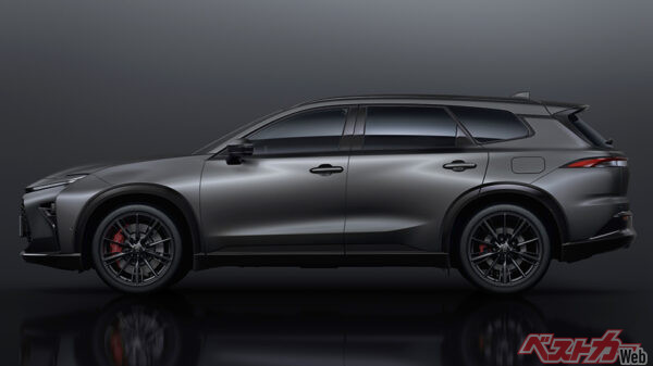 トヨタ クラウンエステート 特別仕様車 ESTATE RS “THE LIMITED-MATTE METAL”（2025年6月 特別仕様車設定時の公式画像より）