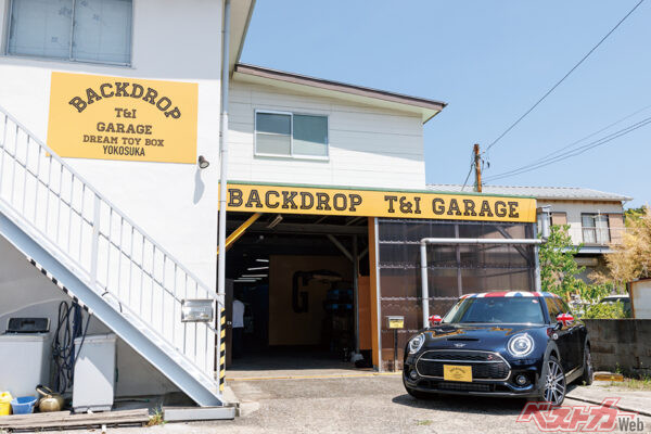 横須賀市内川2-1-27。クルマは横浜横須賀道路「佐原IC」から5〜10分。電車は京急本線「北久里浜駅」からバスで6駅の「久里浜工業団地」下車、徒歩2分