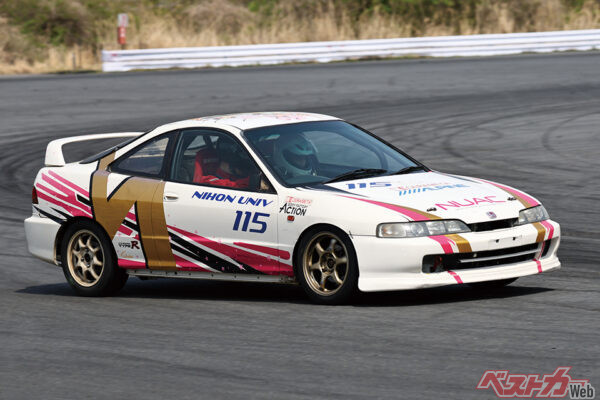 2025年4月に富士で行われた新歓フェスタの模様。レーシングスピードでの“横乗り”を経験した1年生は感動し、入部を決めるそうだ