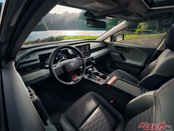 トヨタ RAV4 ADVENTURE（プロトタイプ・2025年5月 世界初公開時の公式画像より）