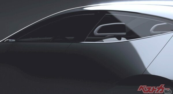 サイドミラーはカメラ式。ダッシュボードは真っ平という印象