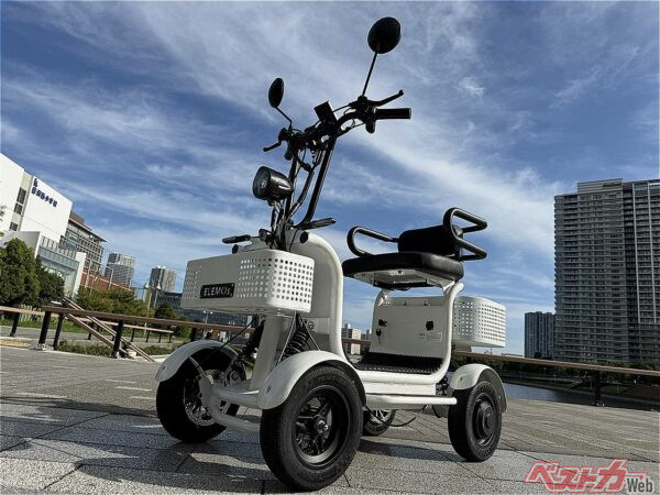 白いボディが素敵なエレポーターPRO