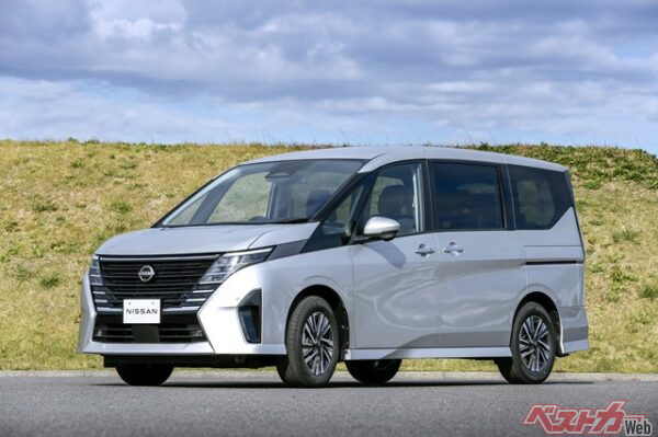 運転にあまり慣れていない方にもおすすめなのが日産 セレナ