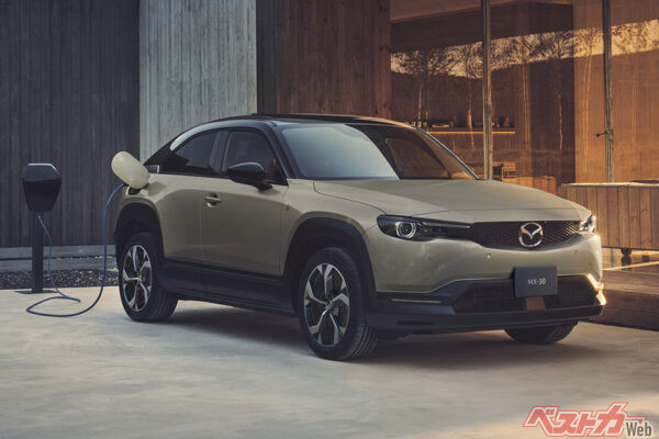 マツダ MX-30 ロータリーEV。情勢がいかに絶望的であっても、ロータリー復活という夢に向かって一直線に進んだ結果、こうなった！