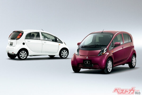 三菱 i（アイ）。今見ると聖なるクルマだ