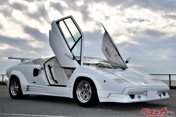 ランボルギーニ カウンタック。まさに貪欲であり愚か！