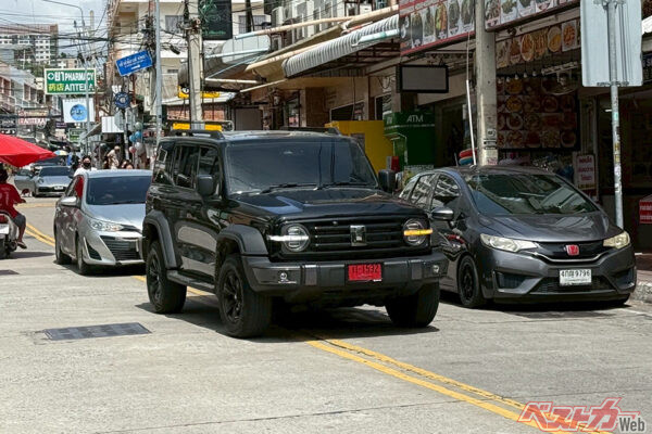 輸出攻勢によりタイでも中国車を頻繁に見かけるようになった。日本車は防戦必至だ