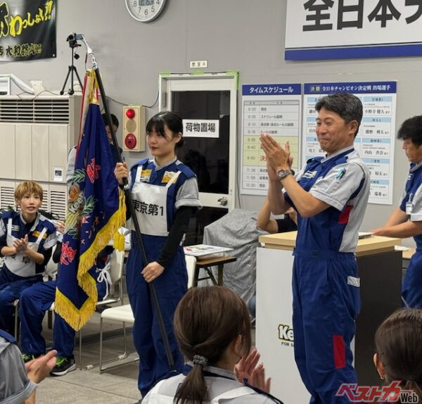 「優勝は予想外で実感はまだ薄いです」と涙交じりに語った尾上鈴果選手