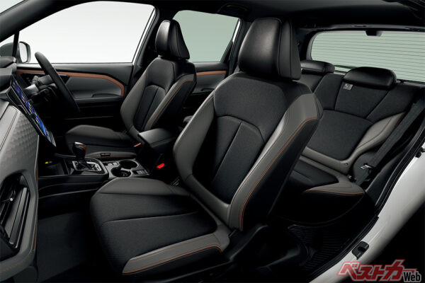 SPORT EX インテリア（2025年4月 フルモデルチェンジ発表時の公式画像より）