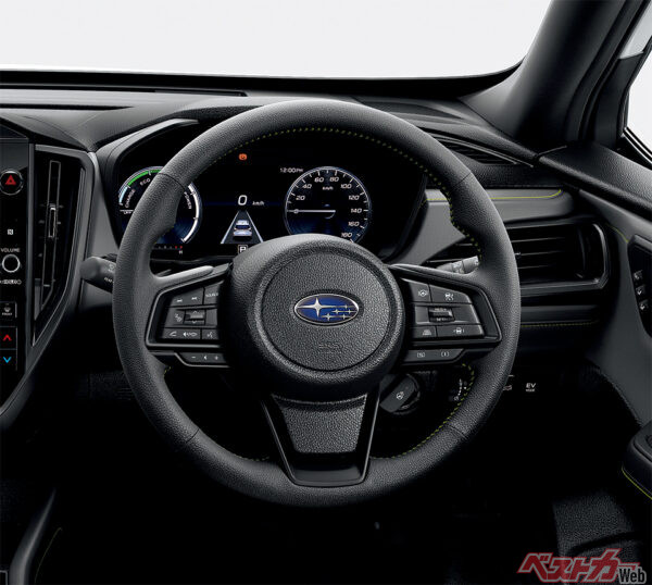 X-BREAK S:HEV / X-BREAK S:HEV EX ステアリングホイール 本革巻（グリーンステッチ+ブラック加飾付）（2025年4月 フルモデルチェンジ発表時の公式画像より）