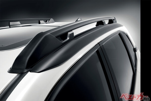 ルーフエッジプロテクター（2025年4月 フルモデルチェンジ発表時の公式画像より）