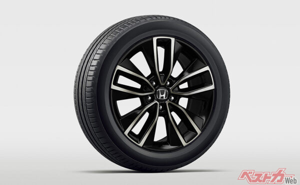 18インチアルミホイール（ベルリナブラック＋ダーク切削クリア）（2025年10月 新グレード設定時の公式画像より）