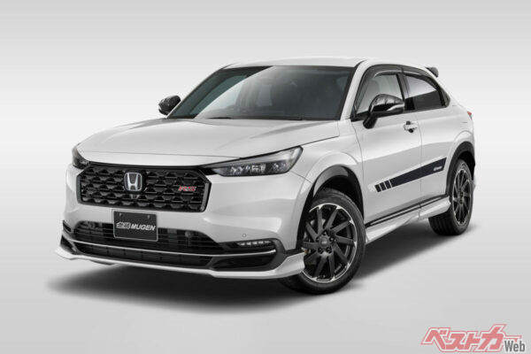 ただでさえスポーティ仕様のRSがさらにスポーティに