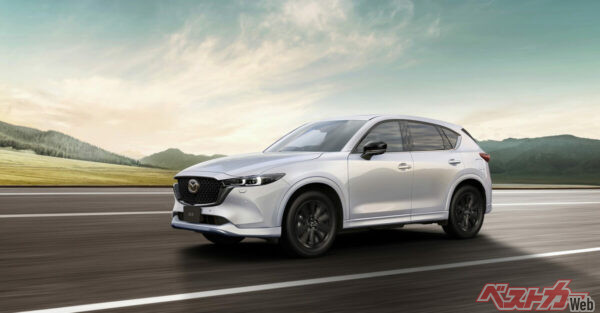 CX-5XD Drive Editionも他車種同様、黒でデザインの引き締めがほどこされている。なお、XD Sports Appearanceは脅威の値下げだ