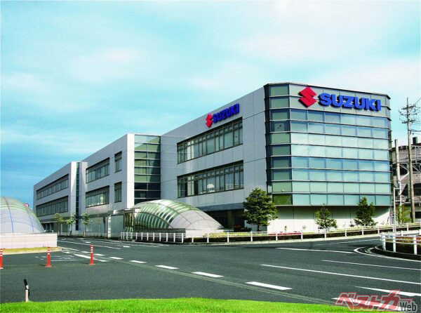 スズキ本社の向かいにあるスズキ歴史観