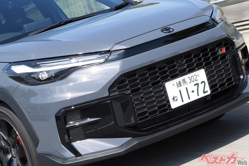 2Lハイブリッドがスッげえパワフル!! トヨタ カローラクロスにGR