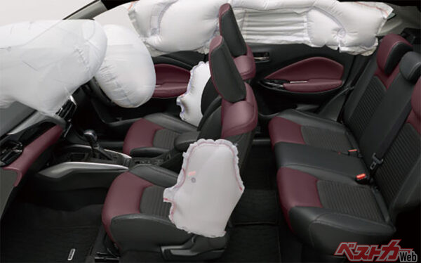 SRSエアバッグ膨張時イメージ（2024年10月 発売開始時の公式画像より）