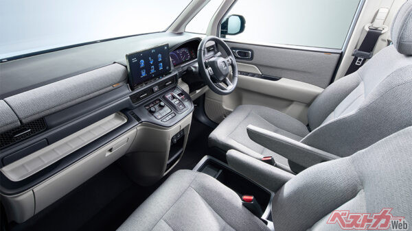 AIR EX インテリア01（2025年5月 新グレード追加時の公式画像より）