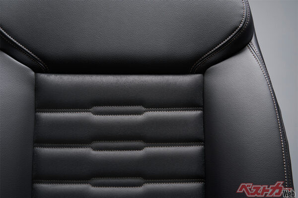 SPADA PREMIUM LINE シート表皮（2025年5月 新グレード追加時の公式画像より）