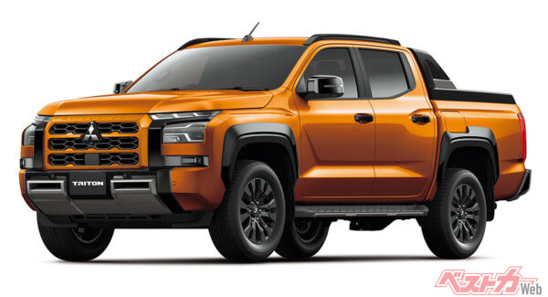 アジアクロスカントリーラリーに参戦するなど、ワイルドなイメージが強い三菱 トライトン。このイメージをアウトランダーにも踏襲させたい