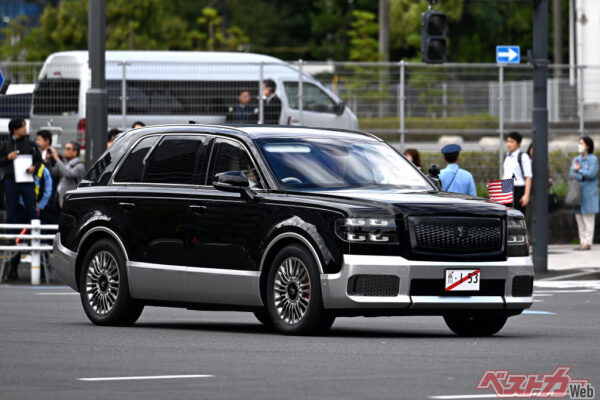 センチュリーに星条旗が翻る!!