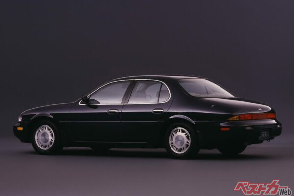 日本ウケはしなかったものの北米好みの尻下がりデザインだった。今見るとかっこいいかも?