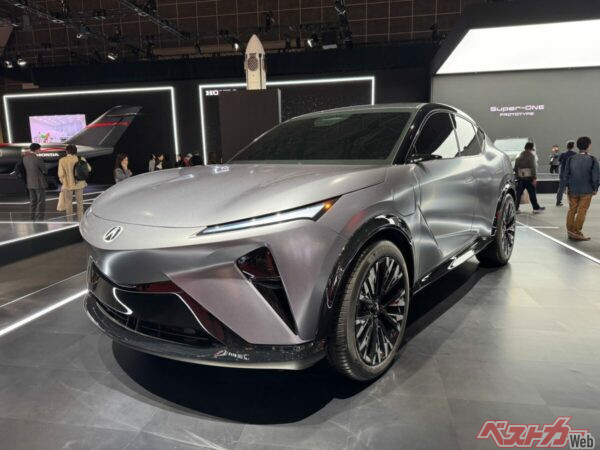 突如日本初公開となったアキュラRSXプロトタイプ